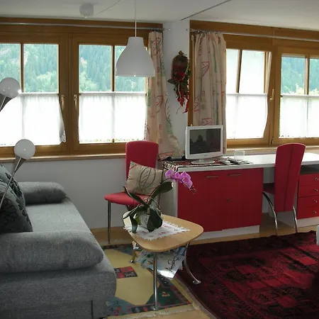 Dom wakacyjny Ferienwohnung Edith Dabringer
